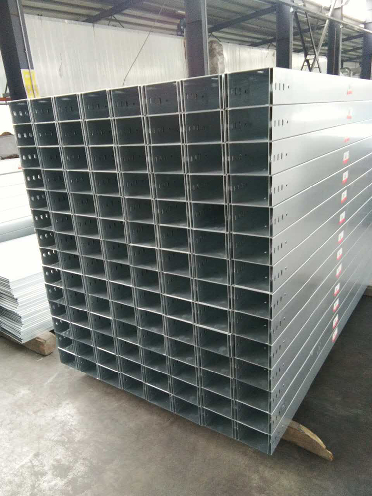 防火槽式電纜橋架的維護過程