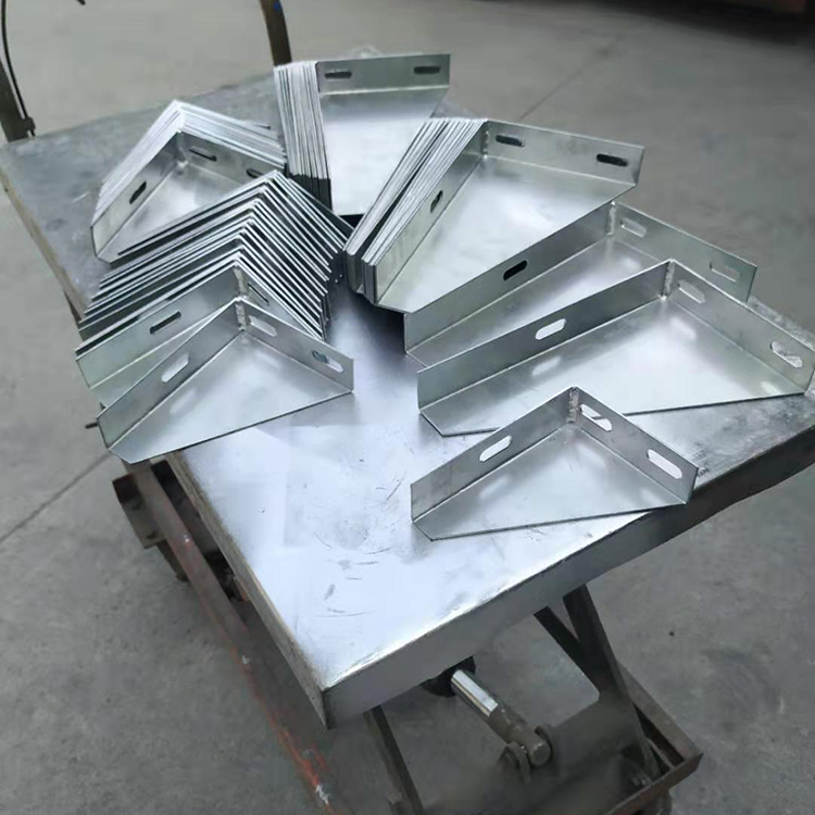 橋架托臂防護措施很重要